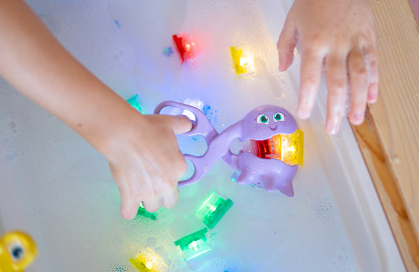 GLO PALS PICK UP TOOLS SET